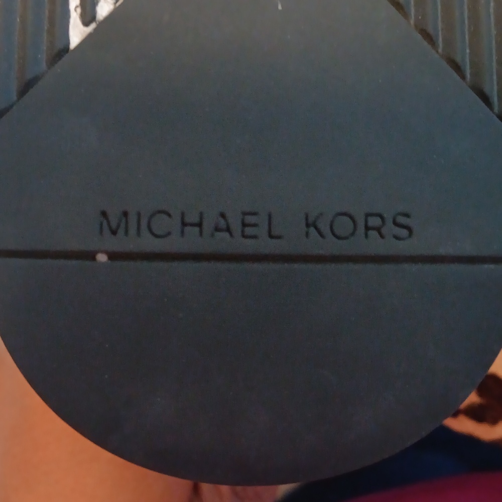 Michael kors sneakers size 9 - Picture 5 of 5